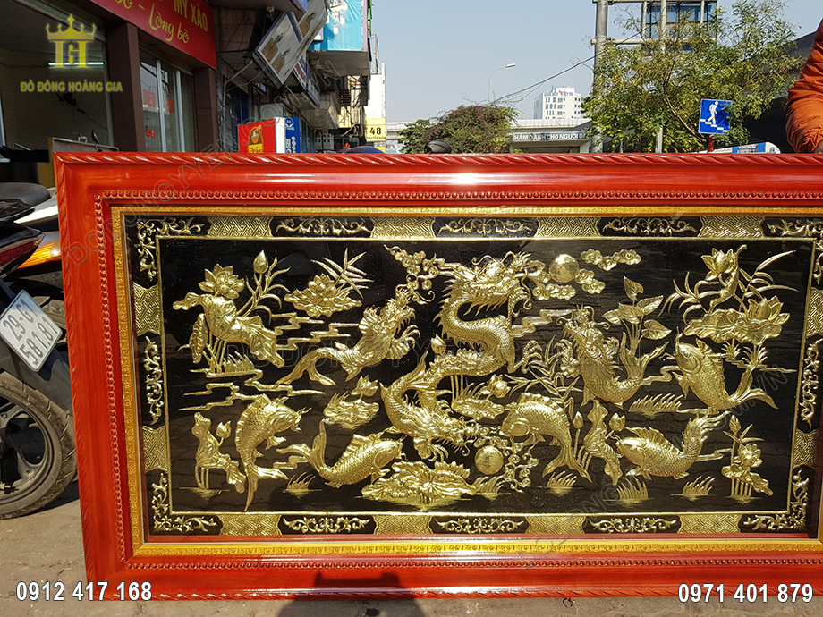 Khung tranh bằng gỗ tự nhi&ecirc;n được phun phủ chống mối mọt v&ocirc; c&ugrave;ng chắc chắn